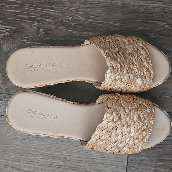 Chocolat Blu Women's Natural Woven Mules - Picture 3 of 9